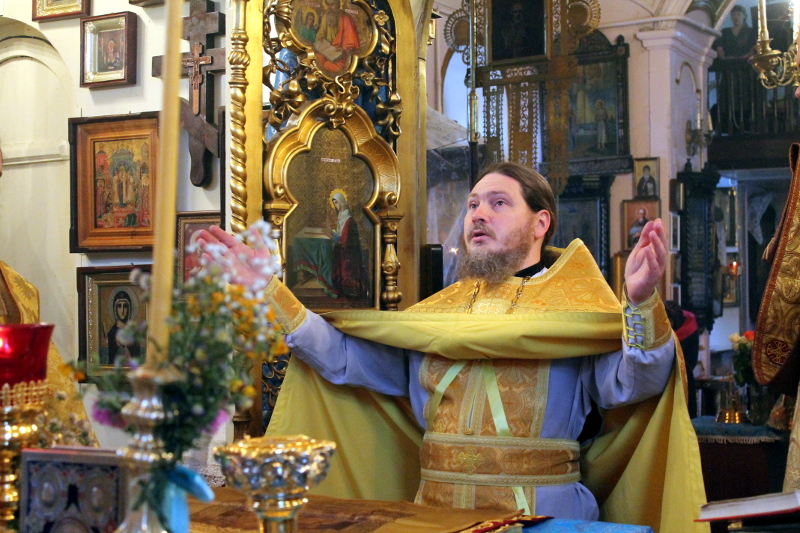 Священник Иоанн Петунов